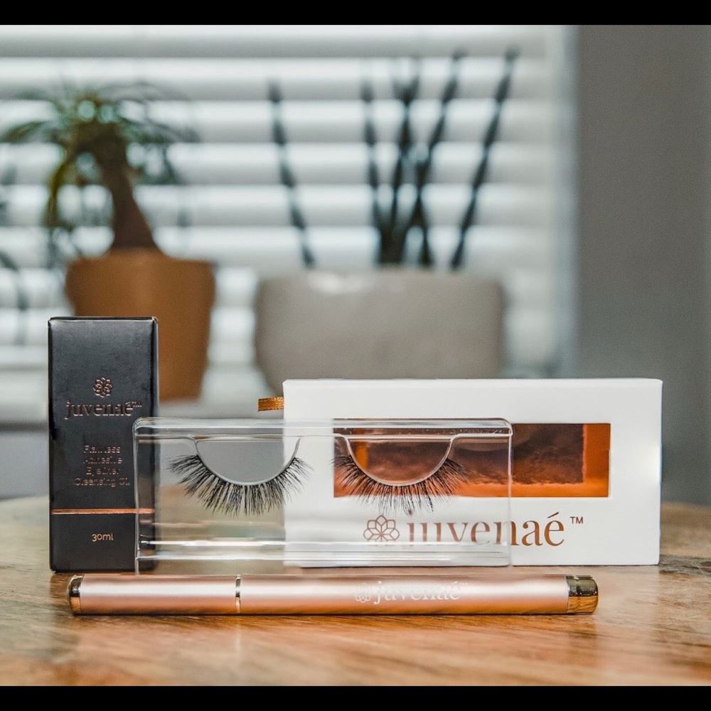 Juvenae Faux Mink Adhesive Eyeliner Lash Set